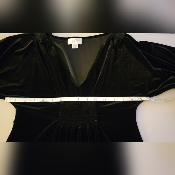 Loft Velour Top‎ Woman's Size XS - Picture 5 of 8